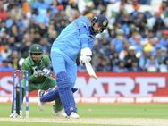 Icc Champions Trophy 2017 India Vs Pakistan Hatke Stylish Player Of The Match Yuvraj Singh