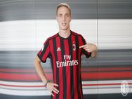 Ac Milan Complete Seventh Signing The Season