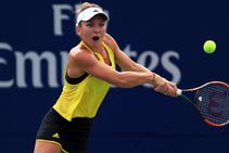 Muguruza Halep Ease Through In Cincinnati Wta Western And Southern Open