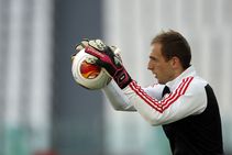 Atletico Madrid Keeper Jan Oblak Uncertain About Long Term Future