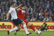 Manchester United Captain Michael Carrick Keen Win Super Cup