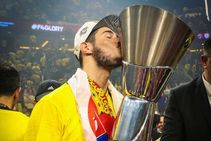 Everton Face Competition From Ac Milan Nikola Kalinic Pursuit