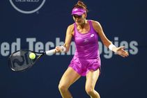Radwanska Keeps Title Defence Alive With Semi Final Berth