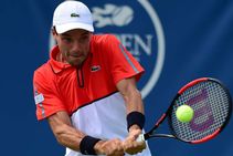 Bautista Agut Isner Among Winners Verdasco Simon Crash Out Winston Salem Open