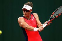 Sam Stosur Pulls Of Us Open With Wrist Injury