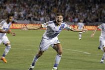 Steven Gerrard Praises Chelsea New Boy Zappacosta