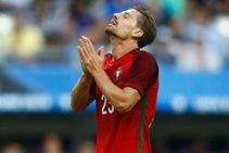 Adrien Silva Leicester City Demarai Gray