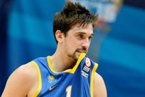 Shved Inspires Russia To Serbia Eurobasket Semi