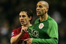 Gary Neville Trolls Rio Ferdinand Manchester United Great Boxing Career