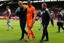 Tom Heaton Sean Dyche Burnley
