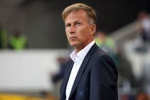 Wolfsburg Parts Ways With Coach Jonker