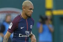 What A Delivery Watch Kurzawa Hand Psg Shirt To Driver On Motorway