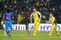 th Odi Australia Halt Team India S Juggernaut Bengaluru Highlights