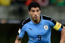 It Was Only Cramp Suarez Allays Injury Fears Uruguay Barcelona