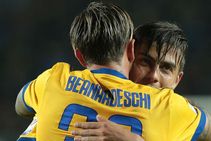 Happened To Paulo Dybala Bernardeschi Happy Bide Time Juventus