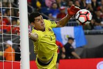 I Turned The Stands Clapped Tite Lauds Bolivia Keeper Lampe