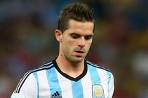 Fernando Gago Ruptures Acl Argentina Draw