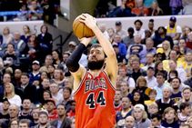 Bulls Mirotic Out Indefinitely Fight With Team Mate Nba