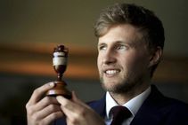 Root Says England Ready Aussie Sledging War
