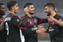 Ac Milan 5 Austria Wien 1 Andre Silva Sends Montellas Men Through To The Last 