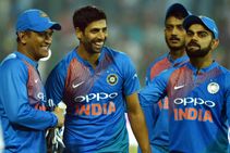 Ms Dhoni Can Even Play T20 World Cup 2020 If He S Fit Ashish Nehra
