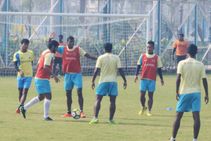 Khalid Jamil S East Bengal Host Defending Champions Aizawl Fc