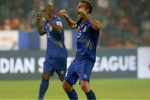 Mumbai City Fc Hopeful Fixing Gaps At The Back Against Fc Pune City