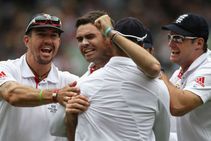 Memorable Ashes Moments England Skittle Australia 98 Mcg