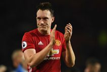 Former Eng Forward Wright Backs Seething Mourinho