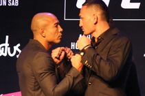 Jose Aldo Set Face Max Holloway Ufc 218 Main Event