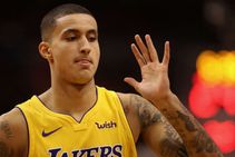 Nba Los Angeles Lakers Rally Past Chicago Bulls