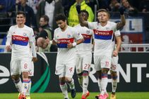 Lyon Beat St Etienne Troubled Derby