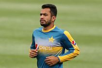 Hafeez Should Give Up Bowling After Third Suspension Akram
