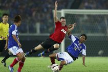 Jose Mourinho Blames England Phil Jones Injury Manchester United