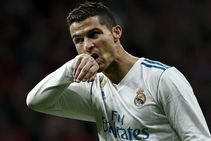 Angry Cristiano Ronaldo Brushes Off Media Real Madrid Champions League
