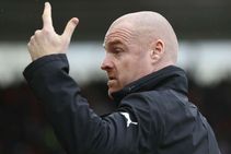 Premier League Burnley Sean Dyche Amazed Persistent Everton Talk