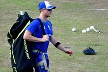 Smith To Re Open England S Ashes Scars