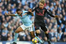 Arsene Wenger Applauds Raheem Sterling Exploiting Referee Naivety Arsenal Manchester City