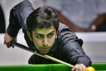 Advani Amee Clinch National 6 Red Snooker Title