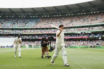 Ashes Round Up Alastair Cook 244 Mcg Stuart Broad Fifty