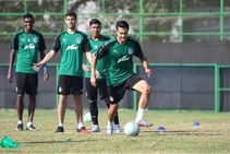 Isl Preview Blockbuster The Cards As Bengaluru Fc Visit Kerala Blasters