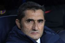 Ernesto Valverde Hails Key Japer Cillessen Save