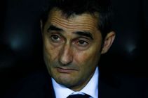 Ernesto Valverde Transfer Market Expects Javier Mascherano Barcelona Stay