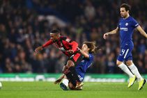 Howe Suspects Ankle Ligament Damage For Defoe