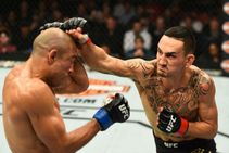 Ufc 218 Results Holloway Stops Aldo Again Retain Welterweight Title