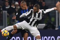 Juventus 0 Inter 0 Nerazzurri Stay Top As Derby Ditalia Ends In Stalemate