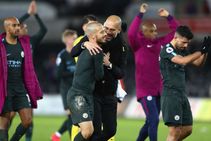 The Whole World Is Smitten Xavi Lauds Guardiola S City