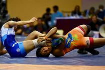 Ritu Phogat Watches Elder Sister Geeta Phogat Bouts For Inspiration Mahavir Phogat