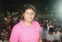 English Channel Winner Sayani Das Suffers Ligament Tear Aims Crossing Rottnest Channel