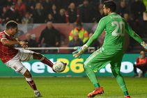 Last Gasp Smith Winner Dumps Efl Cup Holders Manchester United